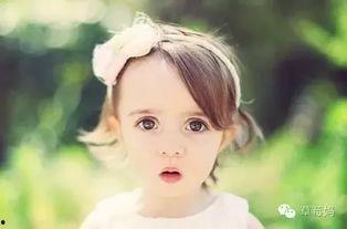 最近回族女孩吃瓜,回族女孩的甜蜜食趣